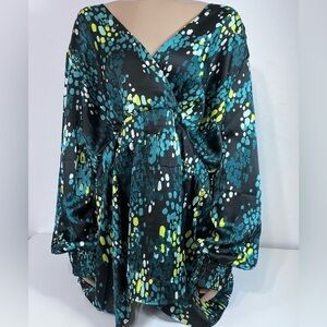 Torrid Satin Splice Tie Cut Out Back Long Sleeve Blouse Brush Rain Dot 4X NEW